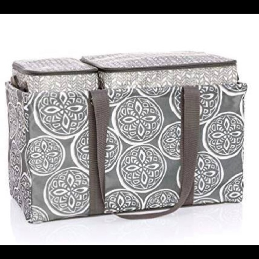 Thirty one dual cooler in large utility new!!